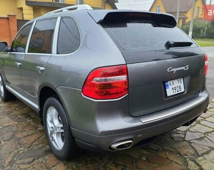 Сірий Порше Cayenne, об'ємом двигуна 4.8 л та пробігом 120 тис. км за 12000 $, фото 7 на Automoto.ua