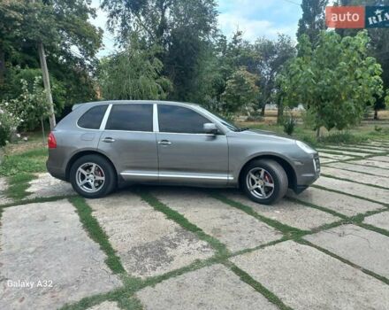 Сірий Порше Cayenne, об'ємом двигуна 3.6 л та пробігом 240 тис. км за 9200 $, фото 5 на Automoto.ua