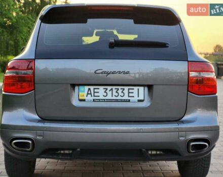Сірий Порше Cayenne, об'ємом двигуна 3.6 л та пробігом 290 тис. км за 10500 $, фото 4 на Automoto.ua