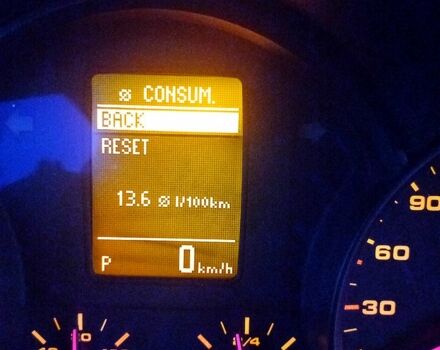 Сірий Порше Cayenne, об'ємом двигуна 3.6 л та пробігом 289 тис. км за 10400 $, фото 4 на Automoto.ua