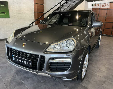 Сірий Порше Cayenne, об'ємом двигуна 4.8 л та пробігом 93 тис. км за 15900 $, фото 27 на Automoto.ua