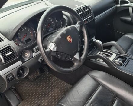 Сірий Порше Cayenne, об'ємом двигуна 3.6 л та пробігом 140 тис. км за 15607 $, фото 6 на Automoto.ua