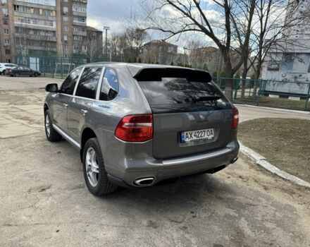 Серый Порше Каен, объемом двигателя 3.6 л и пробегом 177 тыс. км за 12500 $, фото 4 на Automoto.ua