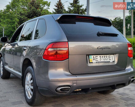 Сірий Порше Cayenne, об'ємом двигуна 3.6 л та пробігом 290 тис. км за 10500 $, фото 5 на Automoto.ua