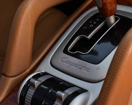 Сірий Порше Cayenne, об'ємом двигуна 4.8 л та пробігом 220 тис. км за 10200 $, фото 18 на Automoto.ua