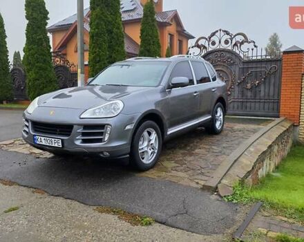 Сірий Порше Cayenne, об'ємом двигуна 4.8 л та пробігом 120 тис. км за 12000 $, фото 3 на Automoto.ua