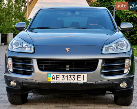 Сірий Порше Cayenne, об'ємом двигуна 3.6 л та пробігом 290 тис. км за 10500 $, фото 3 на Automoto.ua