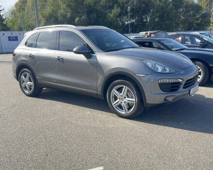 Сірий Порше Cayenne, об'ємом двигуна 4.81 л та пробігом 142 тис. км за 14500 $, фото 4 на Automoto.ua