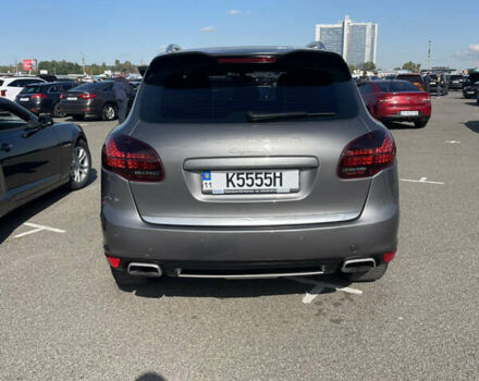 Сірий Порше Cayenne, об'ємом двигуна 4.81 л та пробігом 142 тис. км за 14500 $, фото 6 на Automoto.ua
