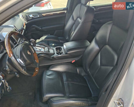 Сірий Порше Cayenne, об'ємом двигуна 3.6 л та пробігом 140 тис. км за 19900 $, фото 12 на Automoto.ua