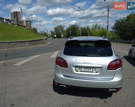 Сірий Порше Cayenne, об'ємом двигуна 3.6 л та пробігом 140 тис. км за 19900 $, фото 4 на Automoto.ua