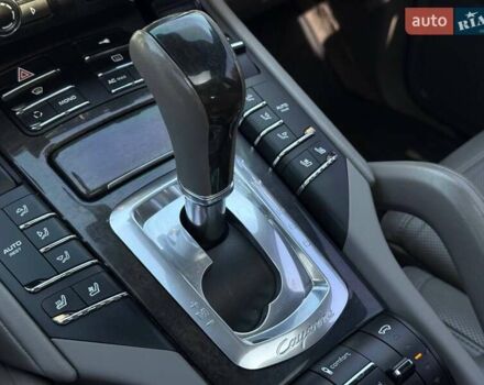 Сірий Порше Cayenne, об'ємом двигуна 4.81 л та пробігом 225 тис. км за 14200 $, фото 44 на Automoto.ua