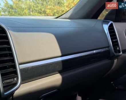 Сірий Порше Cayenne, об'ємом двигуна 4.81 л та пробігом 225 тис. км за 14200 $, фото 47 на Automoto.ua