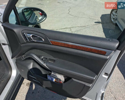 Сірий Порше Cayenne, об'ємом двигуна 3.6 л та пробігом 140 тис. км за 19900 $, фото 14 на Automoto.ua