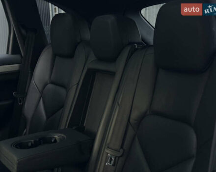 Серый Порше Каен, объемом двигателя 3 л и пробегом 220 тыс. км за 23999 $, фото 40 на Automoto.ua