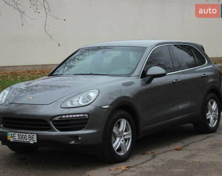 Сірий Порше Cayenne, об'ємом двигуна 4.81 л та пробігом 84 тис. км за 24999 $, фото 5 на Automoto.ua