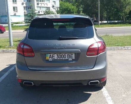 Сірий Порше Cayenne, об'ємом двигуна 4.8 л та пробігом 81 тис. км за 22000 $, фото 4 на Automoto.ua
