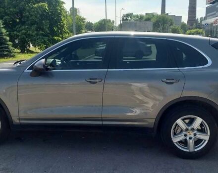 Сірий Порше Cayenne, об'ємом двигуна 4.8 л та пробігом 81 тис. км за 22000 $, фото 5 на Automoto.ua