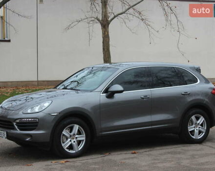Сірий Порше Cayenne, об'ємом двигуна 4.81 л та пробігом 84 тис. км за 24999 $, фото 2 на Automoto.ua