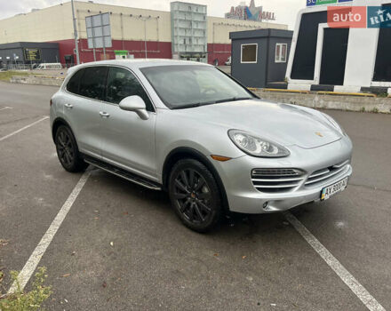 Серый Порше Каен, объемом двигателя 4.8 л и пробегом 108 тыс. км за 17500 $, фото 2 на Automoto.ua