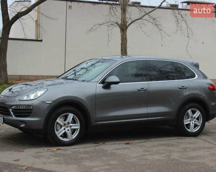 Сірий Порше Cayenne, об'ємом двигуна 4.81 л та пробігом 84 тис. км за 24999 $, фото 17 на Automoto.ua