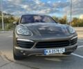 Серый Порше Каен, объемом двигателя 4.8 л и пробегом 260 тыс. км за 19231 $, фото 2 на Automoto.ua