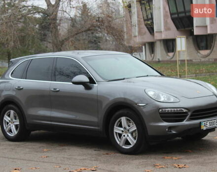Сірий Порше Cayenne, об'ємом двигуна 4.81 л та пробігом 84 тис. км за 24999 $, фото 10 на Automoto.ua