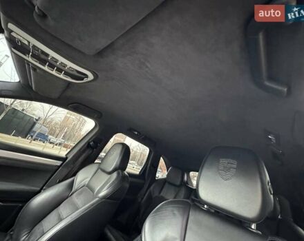 Серый Порше Каен, объемом двигателя 4.81 л и пробегом 235 тыс. км за 15490 $, фото 18 на Automoto.ua