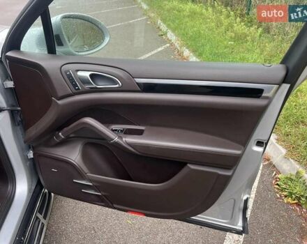 Серый Порше Каен, объемом двигателя 0 л и пробегом 107 тыс. км за 22800 $, фото 19 на Automoto.ua