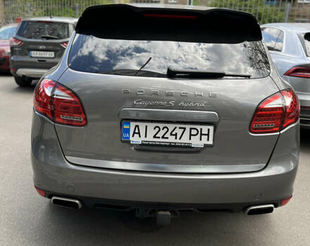 Серый Порше Каен, объемом двигателя 3 л и пробегом 220 тыс. км за 24000 $, фото 5 на Automoto.ua