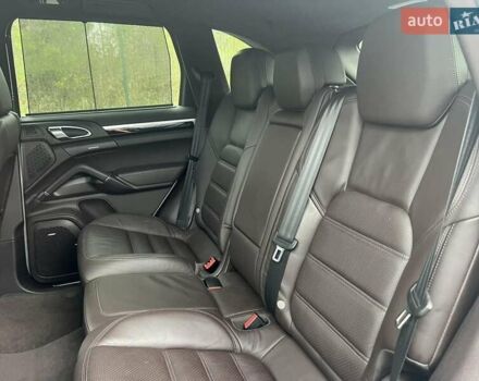 Серый Порше Каен, объемом двигателя 0 л и пробегом 107 тыс. км за 22800 $, фото 11 на Automoto.ua