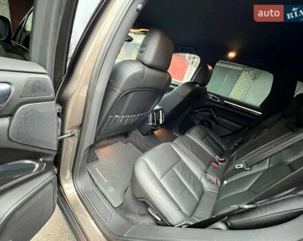 Серый Порше Каен, объемом двигателя 3.6 л и пробегом 196 тыс. км за 18999 $, фото 23 на Automoto.ua