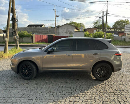 Сірий Порше Cayenne, об'ємом двигуна 0 л та пробігом 103 тис. км за 24990 $, фото 17 на Automoto.ua