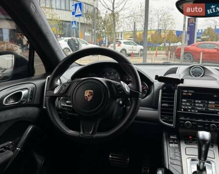 Серый Порше Каен, объемом двигателя 4.81 л и пробегом 235 тыс. км за 15490 $, фото 12 на Automoto.ua