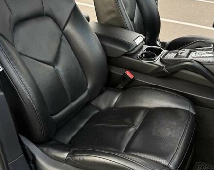 Сірий Порше Cayenne, об'ємом двигуна 2.97 л та пробігом 182 тис. км за 26000 $, фото 15 на Automoto.ua