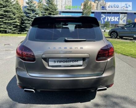 Сірий Порше Cayenne, об'ємом двигуна 3 л та пробігом 162 тис. км за 33000 $, фото 15 на Automoto.ua