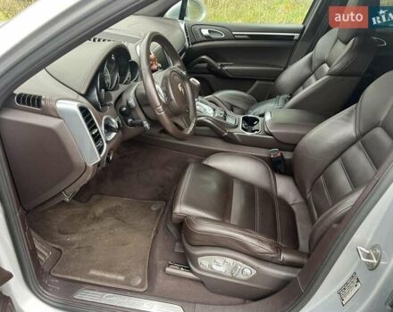 Серый Порше Каен, объемом двигателя 0 л и пробегом 107 тыс. км за 22800 $, фото 22 на Automoto.ua