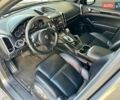 Серый Порше Каен, объемом двигателя 3.6 л и пробегом 208 тыс. км за 19500 $, фото 17 на Automoto.ua