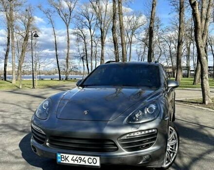 Сірий Порше Cayenne, об'ємом двигуна 4.13 л та пробігом 177 тис. км за 29500 $, фото 1 на Automoto.ua