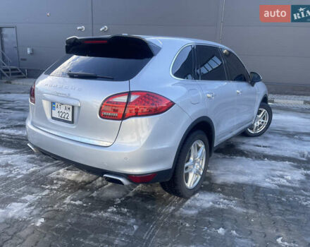 Серый Порше Каен, объемом двигателя 2.97 л и пробегом 223 тыс. км за 23800 $, фото 6 на Automoto.ua