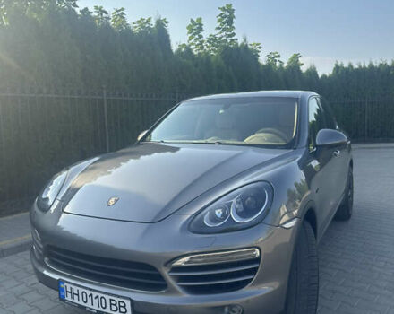 Сірий Порше Cayenne, об'ємом двигуна 3 л та пробігом 180 тис. км за 26900 $, фото 2 на Automoto.ua