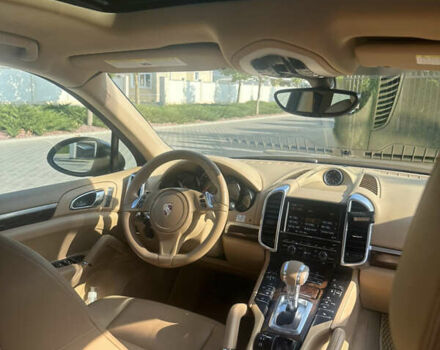 Сірий Порше Cayenne, об'ємом двигуна 3 л та пробігом 180 тис. км за 26900 $, фото 10 на Automoto.ua