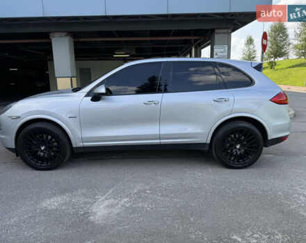 Сірий Порше Cayenne, об'ємом двигуна 3 л та пробігом 180 тис. км за 25490 $, фото 13 на Automoto.ua