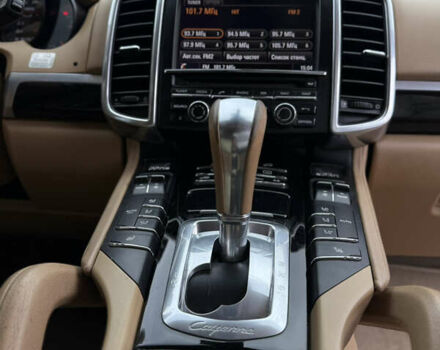 Сірий Порше Cayenne, об'ємом двигуна 2.97 л та пробігом 224 тис. км за 21000 $, фото 9 на Automoto.ua
