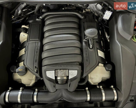 Серый Порше Каен, объемом двигателя 4.81 л и пробегом 84 тыс. км за 29999 $, фото 18 на Automoto.ua