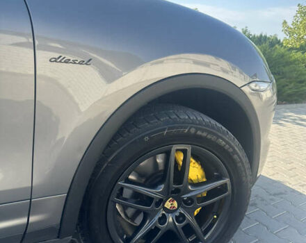 Сірий Порше Cayenne, об'ємом двигуна 3 л та пробігом 180 тис. км за 26900 $, фото 14 на Automoto.ua