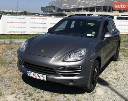 Серый Порше Каен, объемом двигателя 3 л и пробегом 380 тыс. км за 25900 $, фото 1 на Automoto.ua