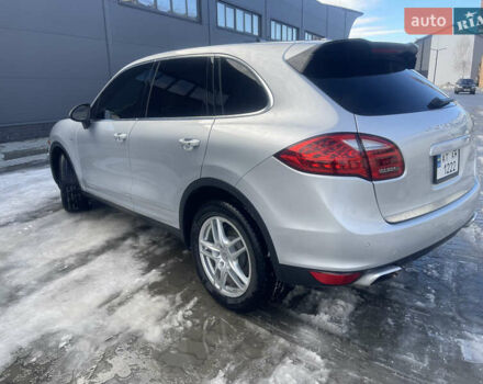 Серый Порше Каен, объемом двигателя 2.97 л и пробегом 223 тыс. км за 23800 $, фото 16 на Automoto.ua