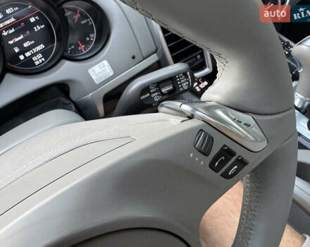 Сірий Порше Cayenne, об'ємом двигуна 3 л та пробігом 180 тис. км за 25490 $, фото 31 на Automoto.ua