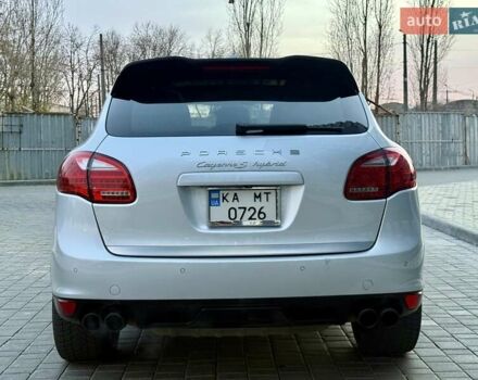 Серый Порше Каен, объемом двигателя 3 л и пробегом 193 тыс. км за 16700 $, фото 6 на Automoto.ua